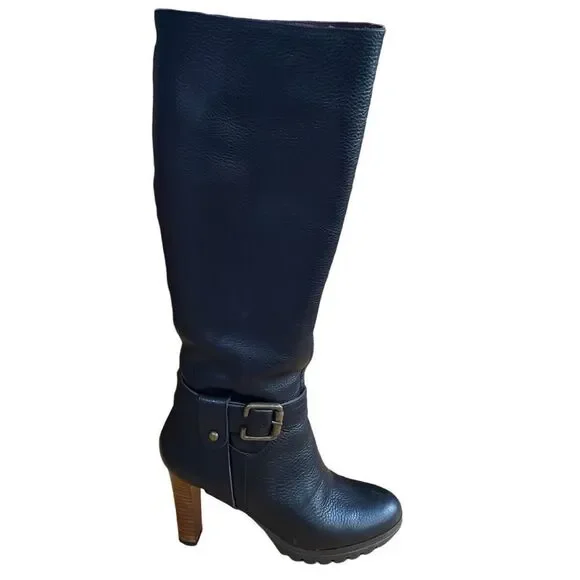 Black Heeled Boots with Buckle Detail - Picture 12 of 16